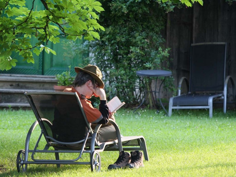 Bibliotel